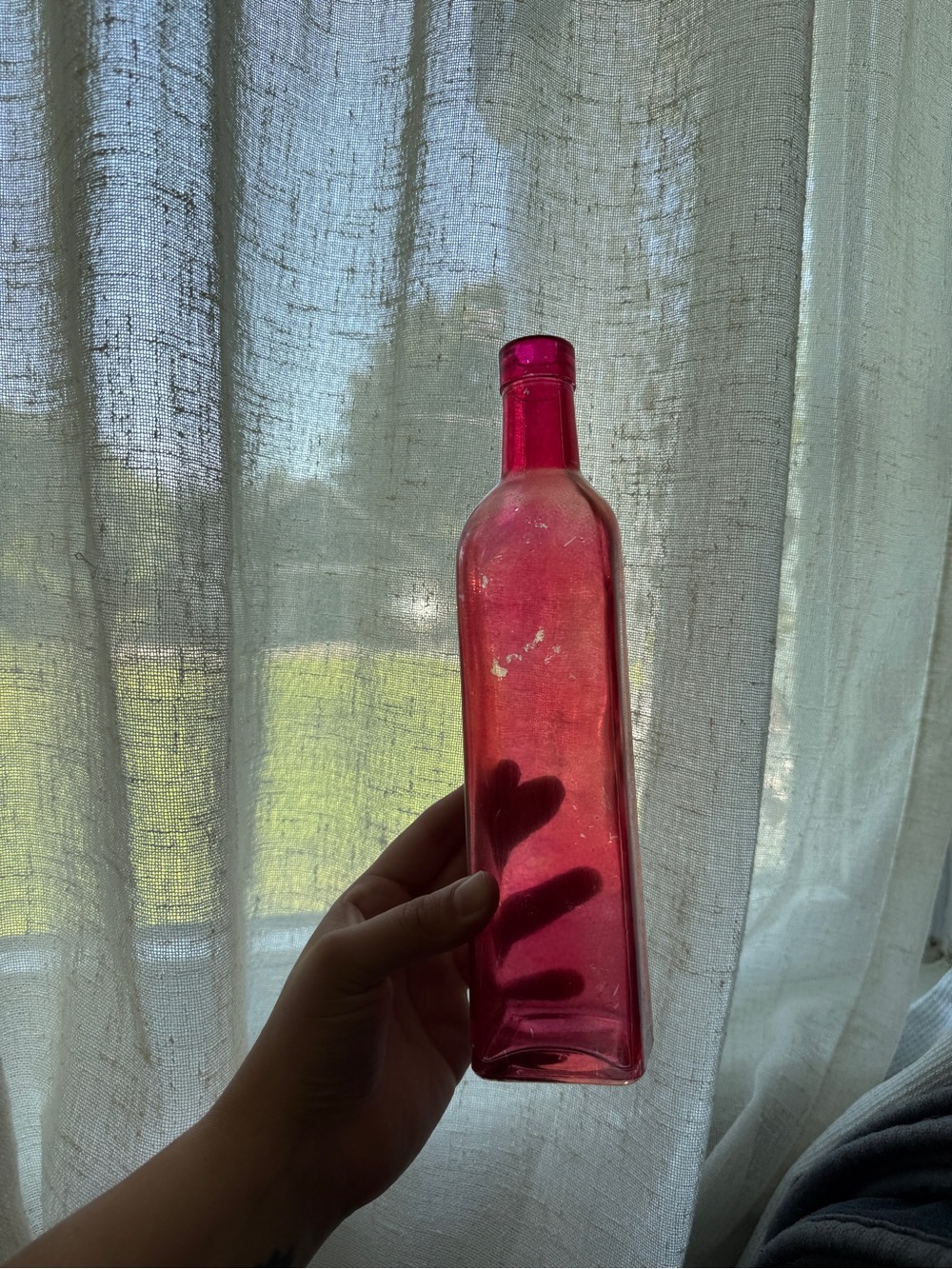 Decorative Pink/red Glass Bottle Vase - Home Dining Accent